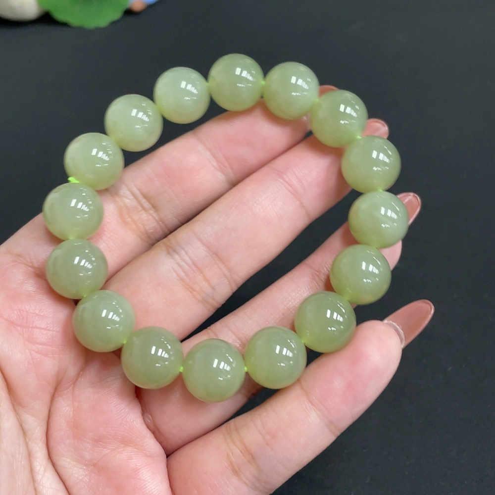 H35101262 Hetian Jade Bracelet, Approx. 11.8 mm Beads, Total Weight About 43g