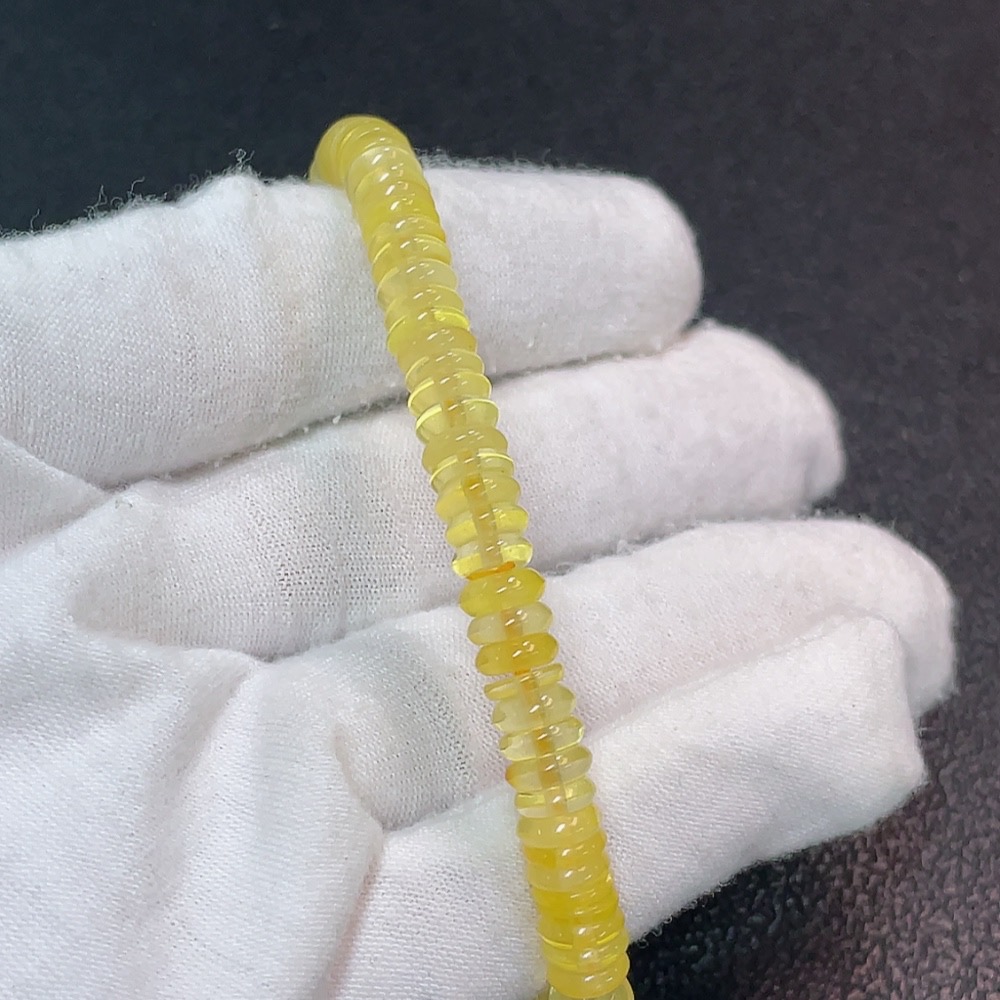 C32744150 Amber Beeswax Bracelet, total weight about 4.96g, size approx.6mm