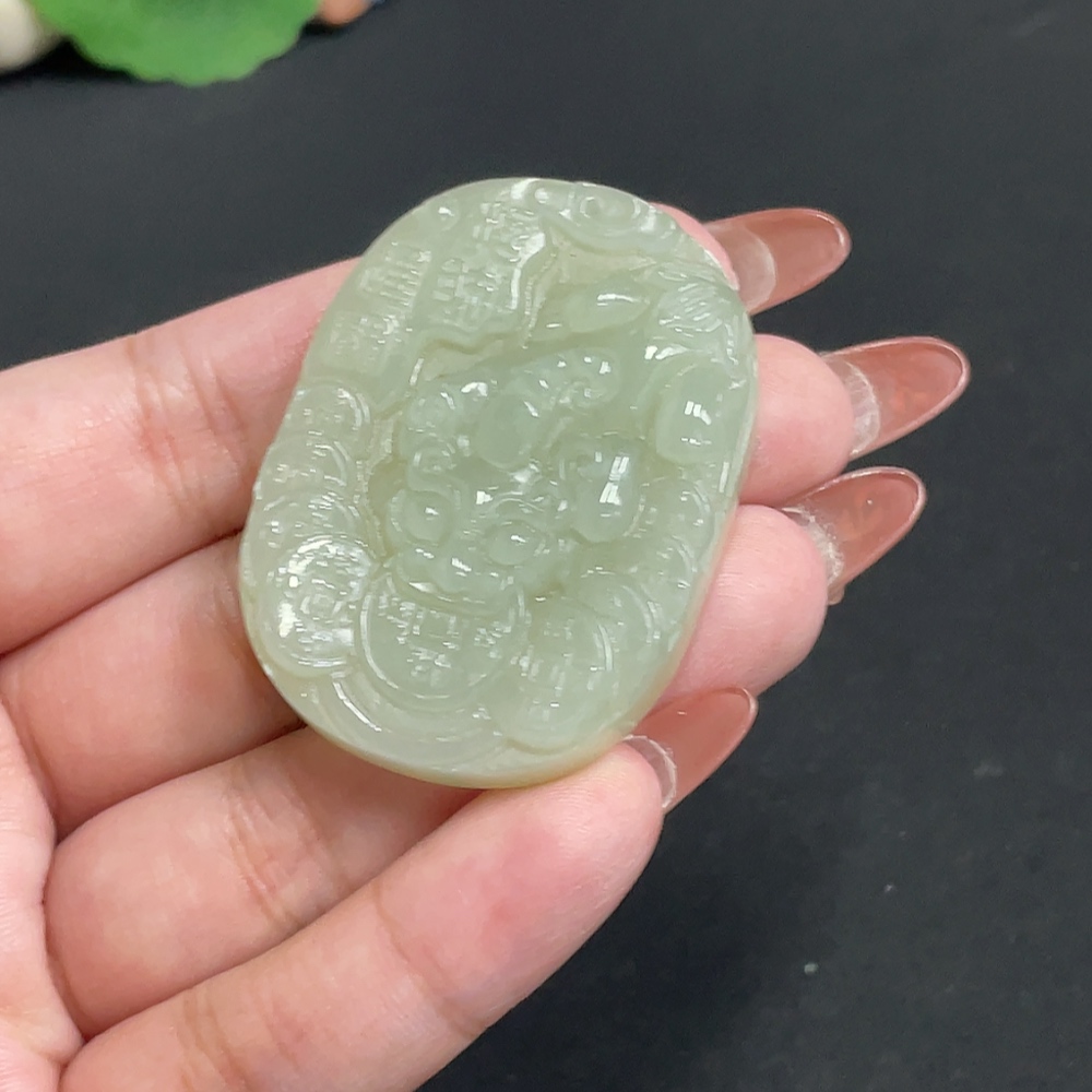 H35101314 Hetian Jade Pendant, Auspicious Beast, Total Weight Approx. 29.1g
