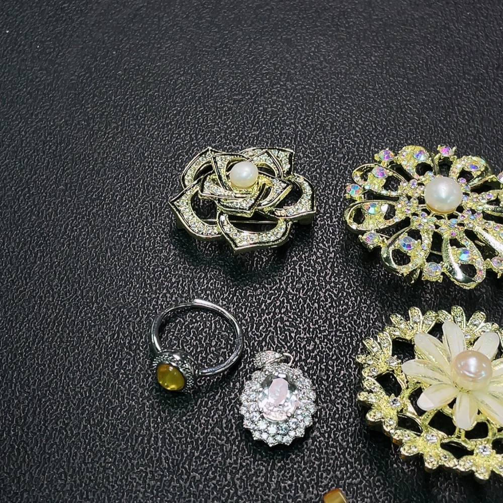 C34038032 Crystal + Amber Beeswax + Pearl Jewelry Non-Gold Total Weight Approx. 48.95g Sell as a Lot