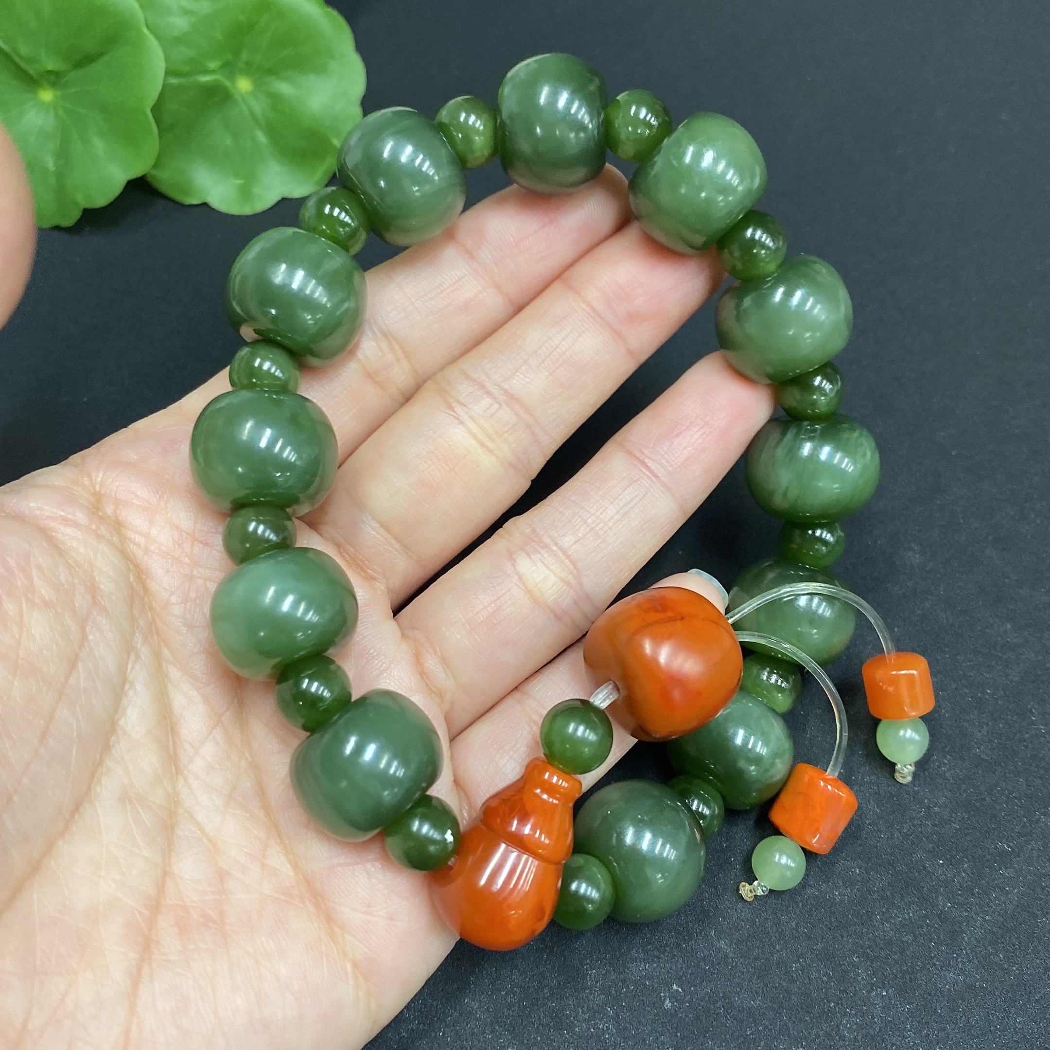 H33859085 Hetian Jade Bracelet 15/7.2mm Approx. Total Weight About 90.3g with Southern Red Agate