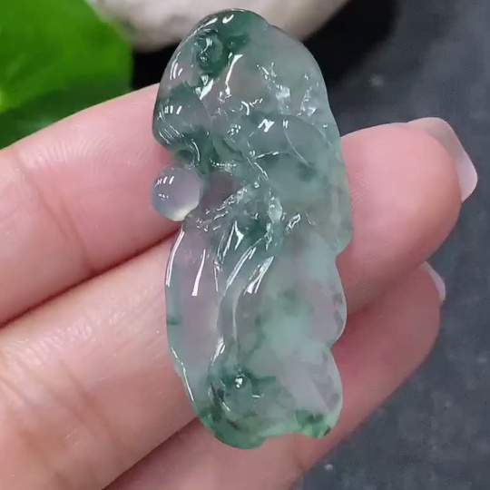 F34043257 Jadeite Pendant Flourishing and Prosperous