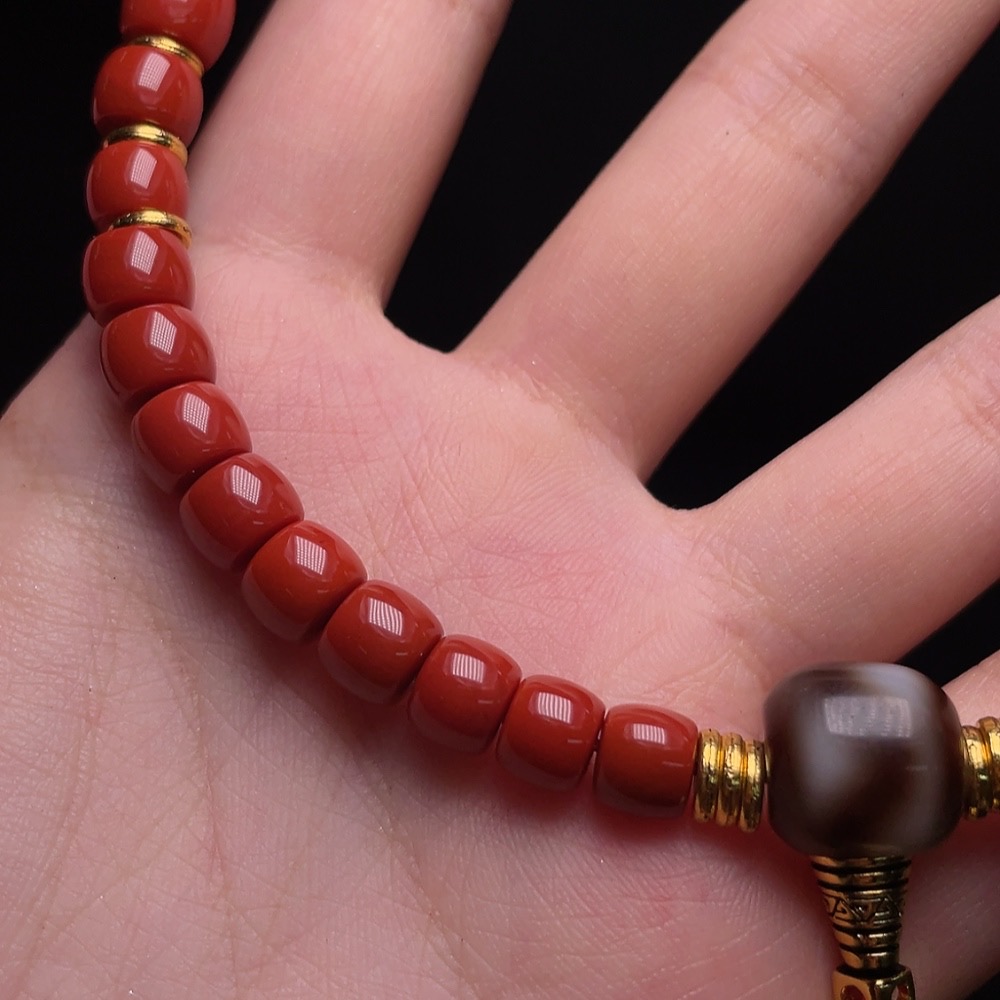 C33937063 South Red Agate Bead Strand with Visible Organic Matter, Non-Natural Accent Stones, Non-Gold, Total Weight Approx. 34.3g, Size About 7.7mm