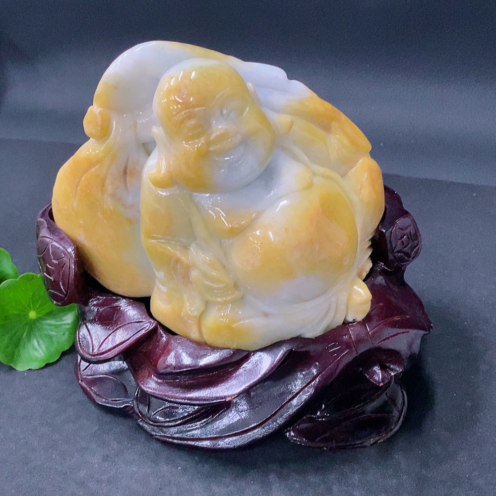 F34031472 Jadeite Laughing Buddha Ornament, yellow part color origin undetermined