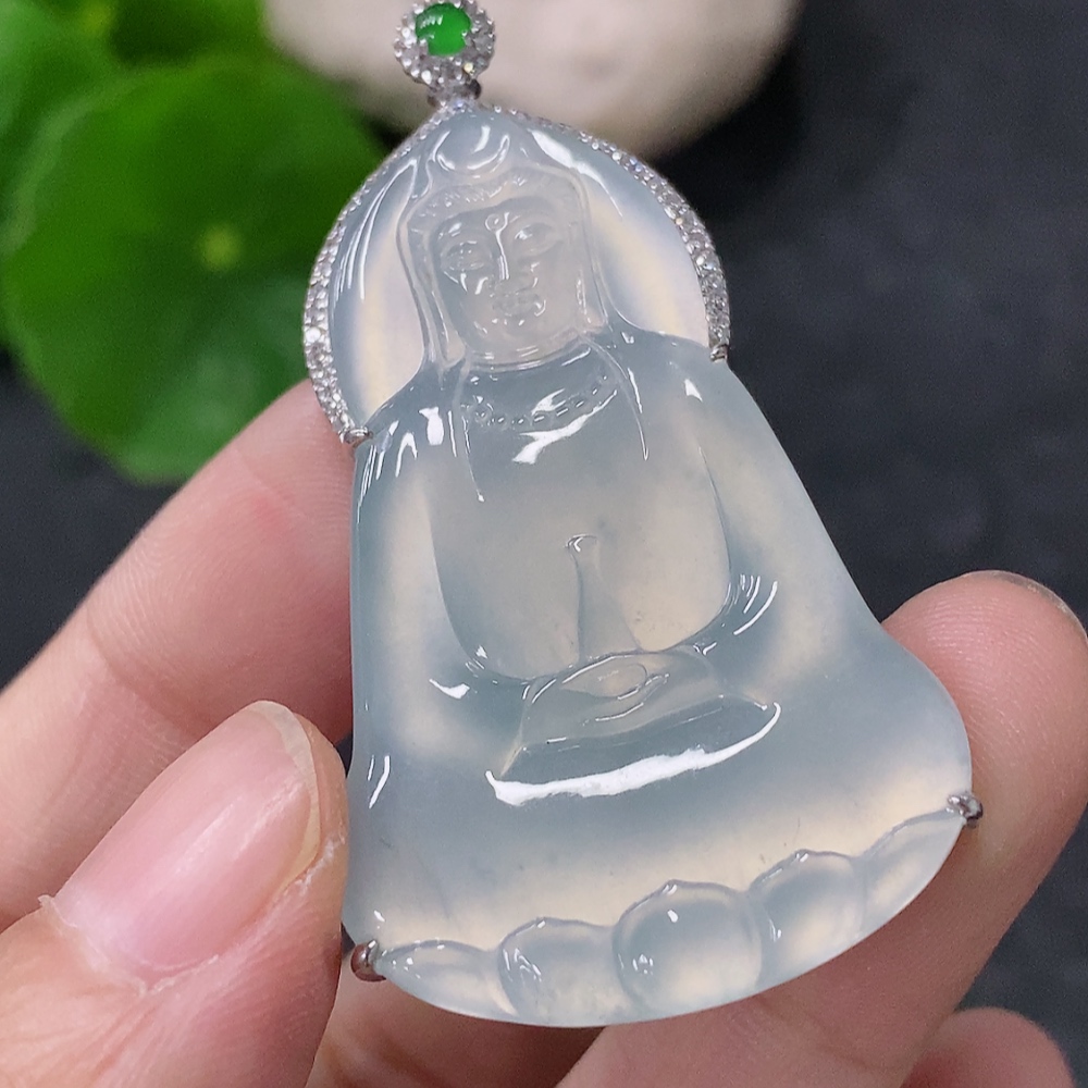 F32799247 Jadeite inlaid Guanyin pendant 18k with diamond accents, total product weight approximately 9.63g
