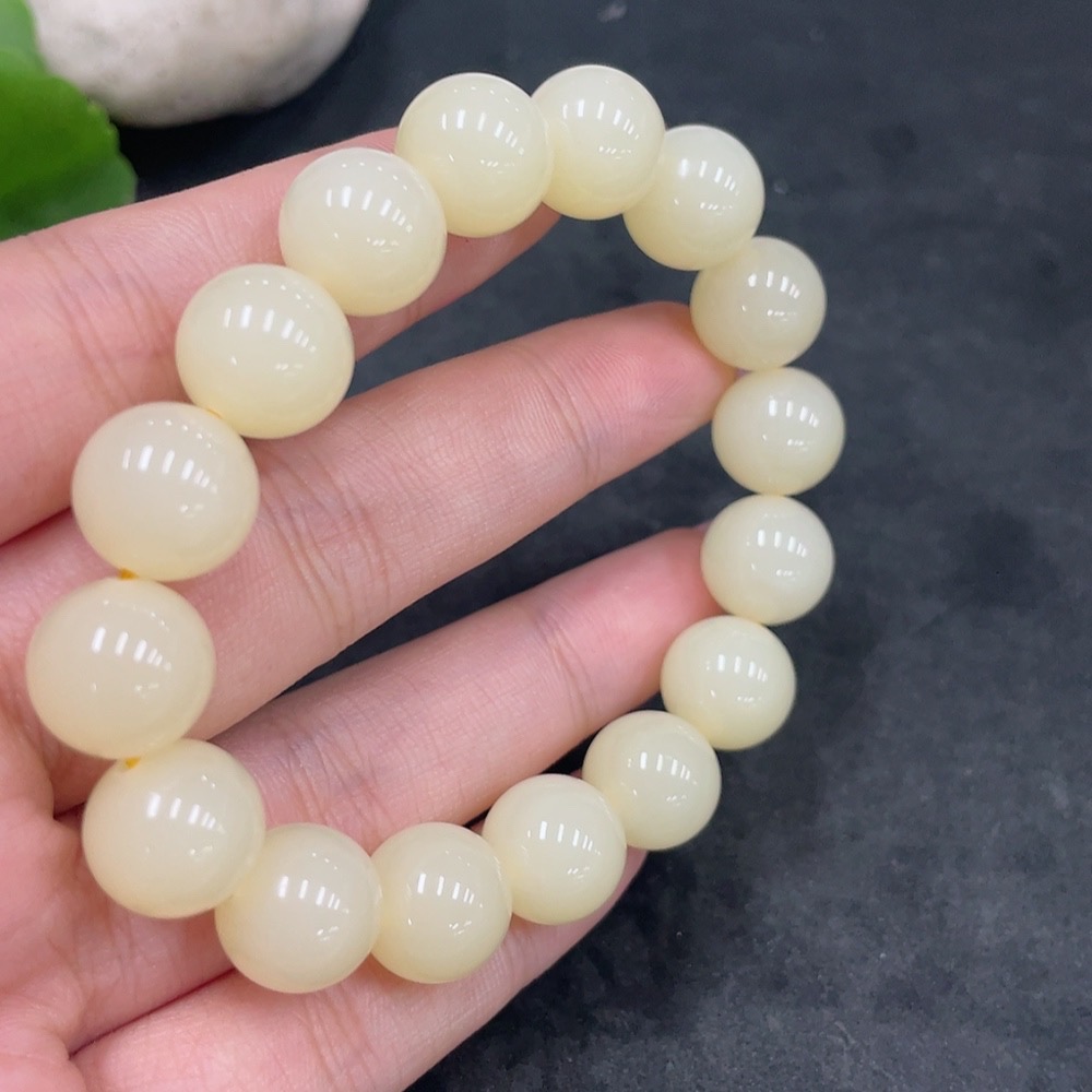 H33926061 Hetian Jade Bracelet, Approx. 11.3mm, Total Weight Approx. 39.1g