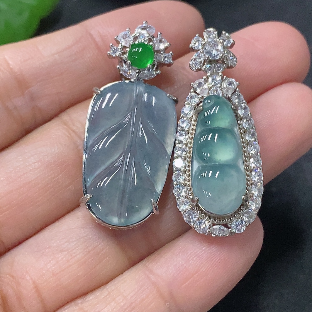 F33888010 Jadeite Inlaid Pendant Leaf Lucky Bean Non-Gold Inlaid Non-A Grade Stones