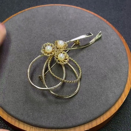 C31578878 Pearl Brooch Non-Gold Total Weight Approx.10.20g Stone Size Approx.4.7mm