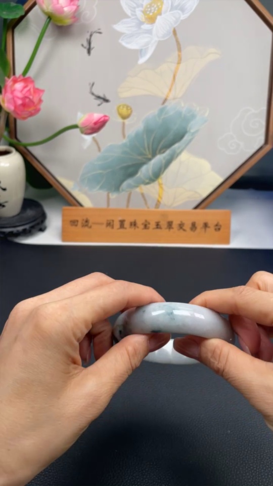 F32790377 Jadeite Round Bangle, Total Weight Approx. 84.74g, Size 59.7, Containing Other Mineral Components