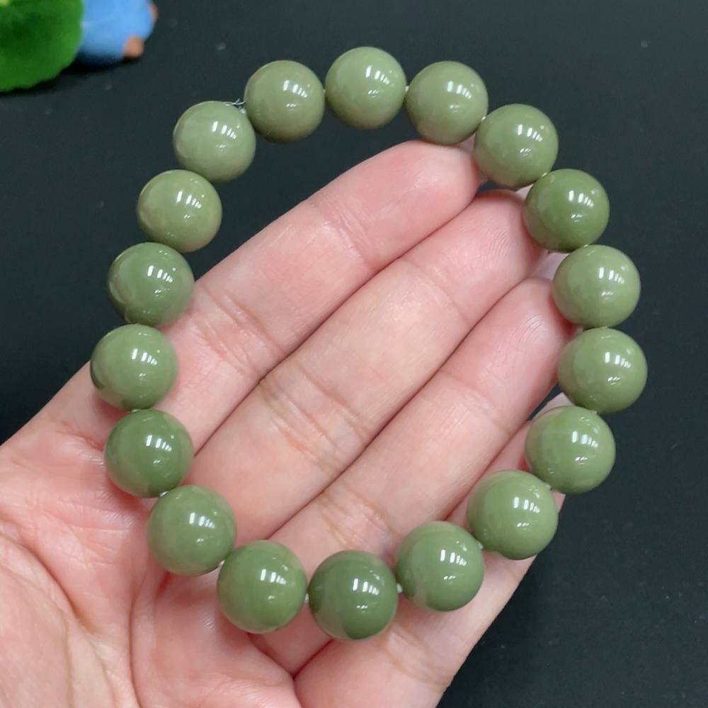 H26960173 Hetian Jade Bracelet, Approx. 11.8 mm Beads, Total Weight Approx. 47.7g