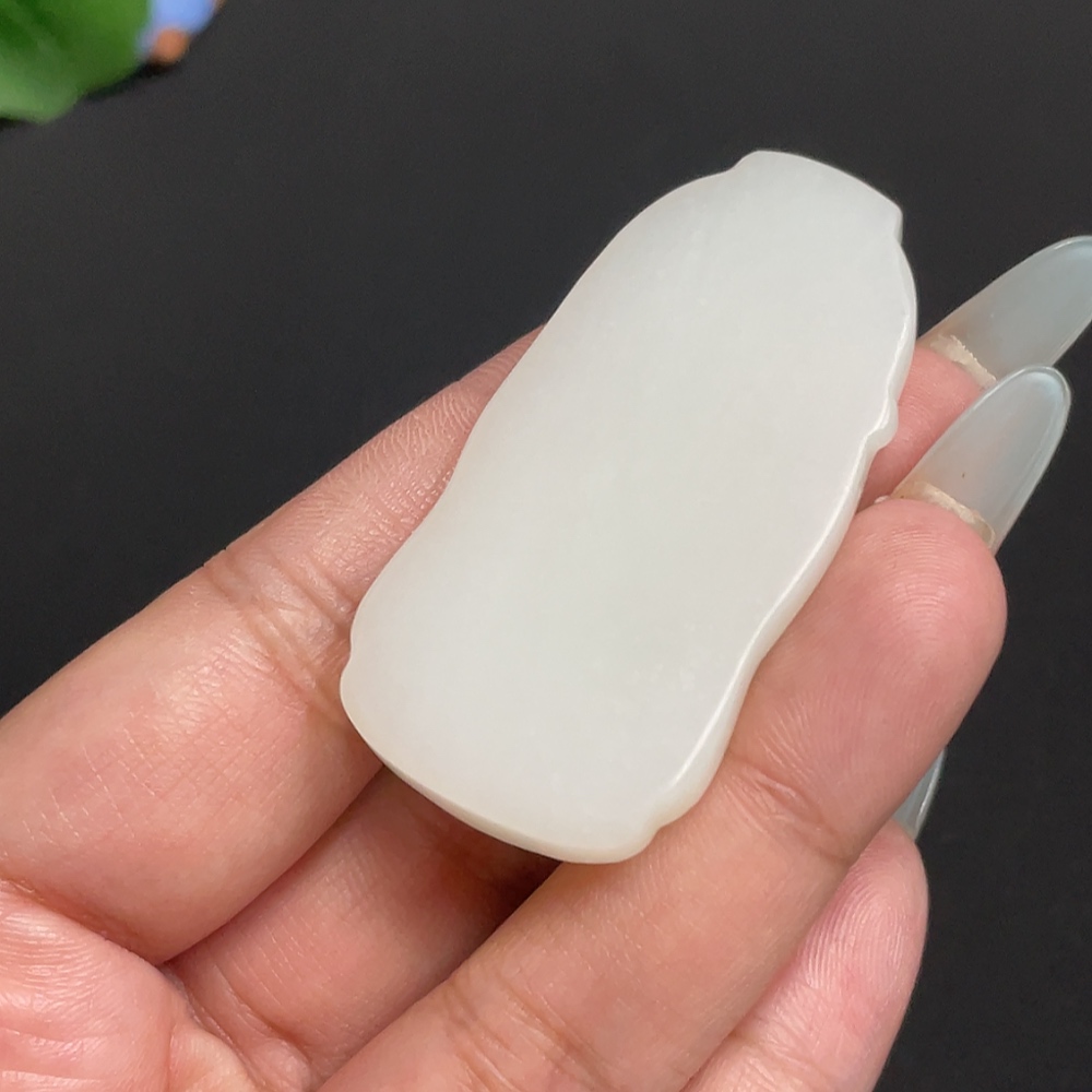 H31633228 Hetian Jade Pendant Guanyin Total Weight Approx. 28.3g