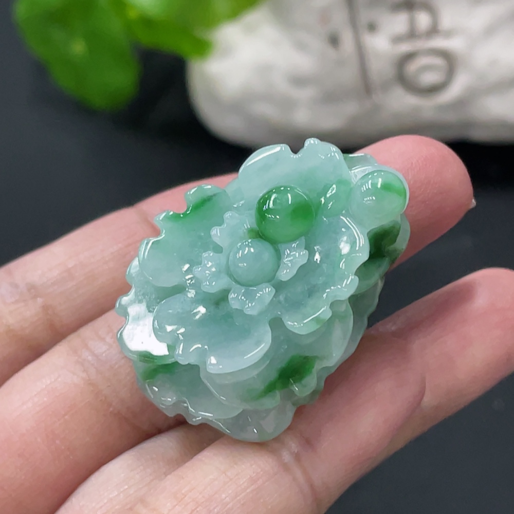 F34019098 Jadeite Harmony and Beauty Hand Tablet