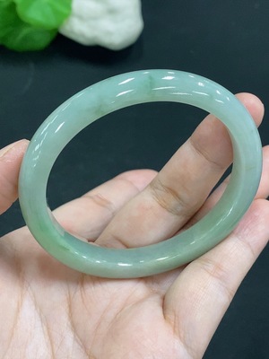 F24811664 Jadeite Imperial Concise Bangle Size 57/49.8 Total Weight Approx. 37.3g