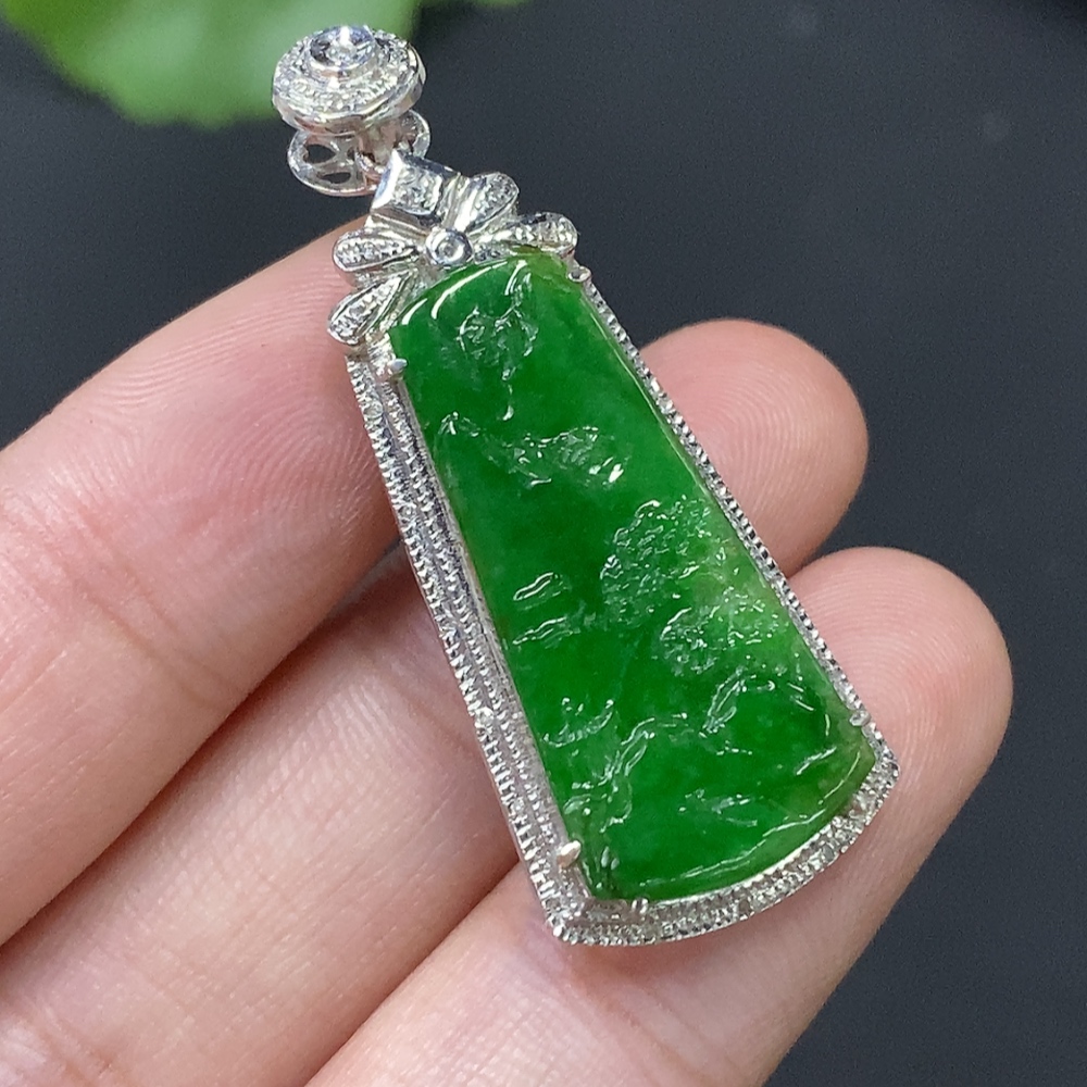 F27057340 Jadeite Landscape Inlay with 18k Gold, Total Weight Approx. 4.57g