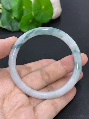 F46594826 翡翠正圈手镯 货品总重约22.35g 53.4圈口