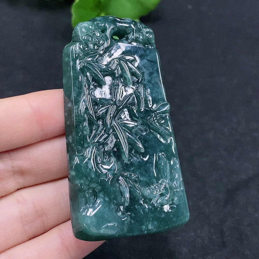F32729021 JadeiteBamboo Pendant (Total weight: approx. 43.6g)