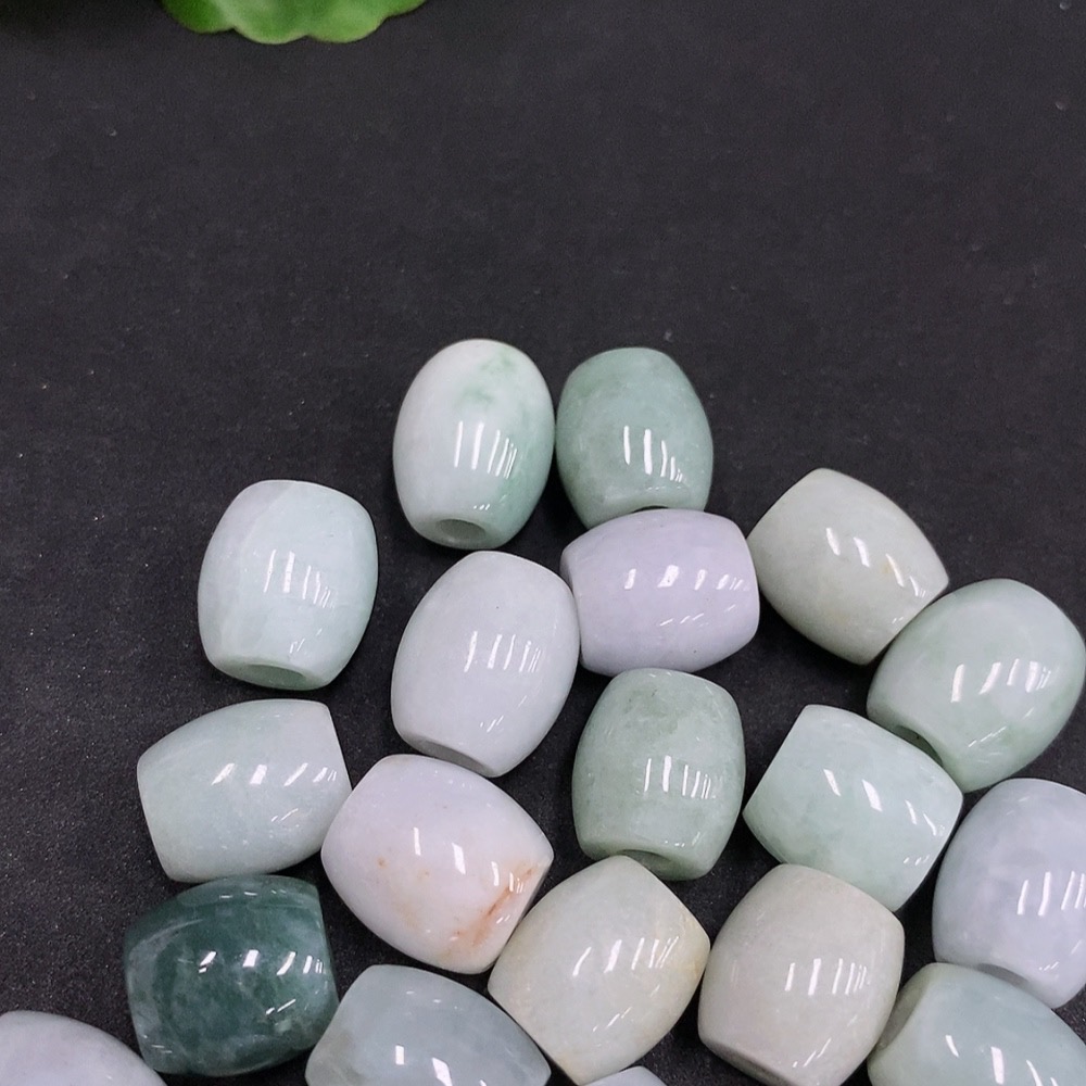 F34077196 Jadeite Barrel Beads Sell as a Lot