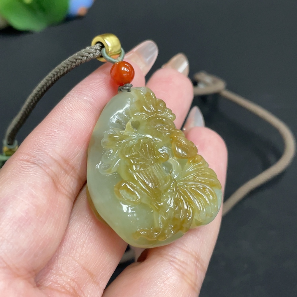 H32781087 Hetian Jade Pendant Rooster
