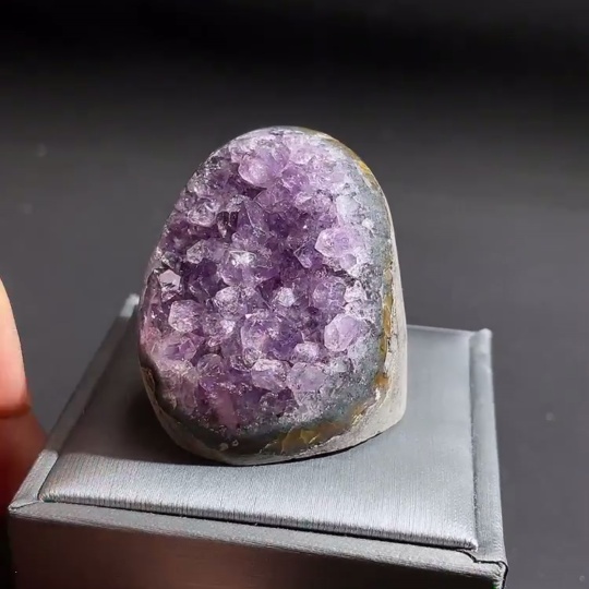 C26983537 Crystal Ornament, Total Weight Approx. 83.50g, Base Not Natural