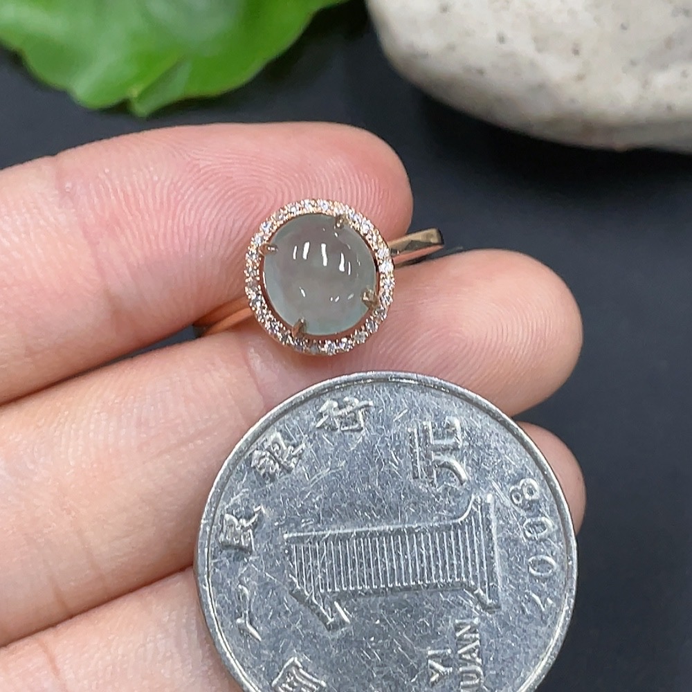 F20283843 Jadeite Cabochon Ring with 18K Gold Setting, Size 12, Total Weight Approx. 1.69g