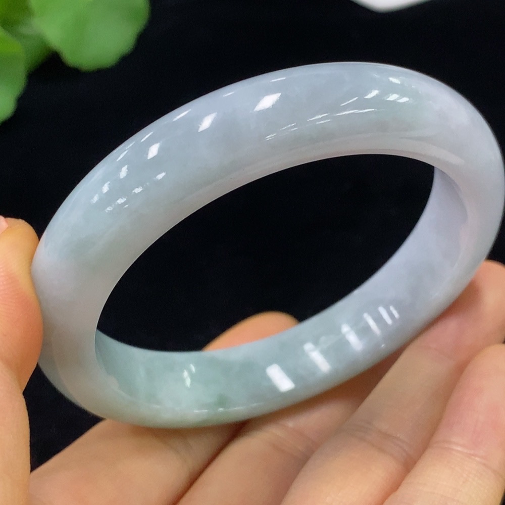 F35094267 Jadeite Round Bracelet Size 57.1 Total Weight Approx. 62.41g