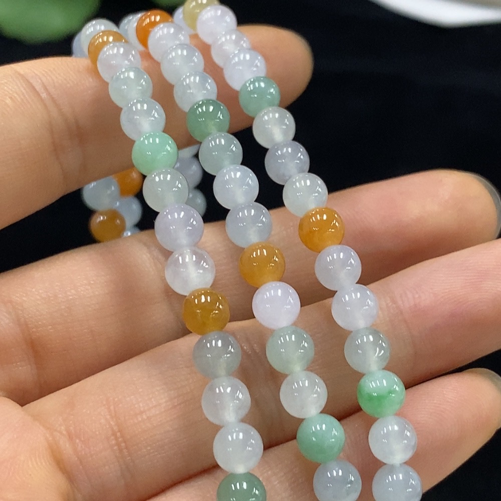 F32789451 Jadeite Bead Necklace Approx. 5.3mm Total Weight Approx. 35.74g Non-Gold Color Origin Undetermined