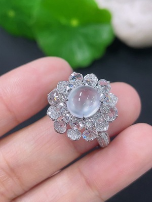F46551914 翡翠镶嵌戒指 18k 配镶钻石 圈口14 货品总约重4.7g