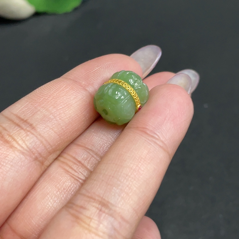 H34957080 Hetian Jade Jasper Inlaid Pendant 'Blooming Wealth'