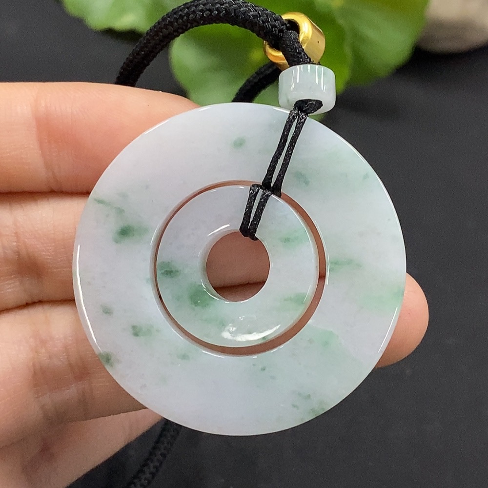 F35115518 Jadeite Mother and Child Button Pendant Total weight approx. 18.38g