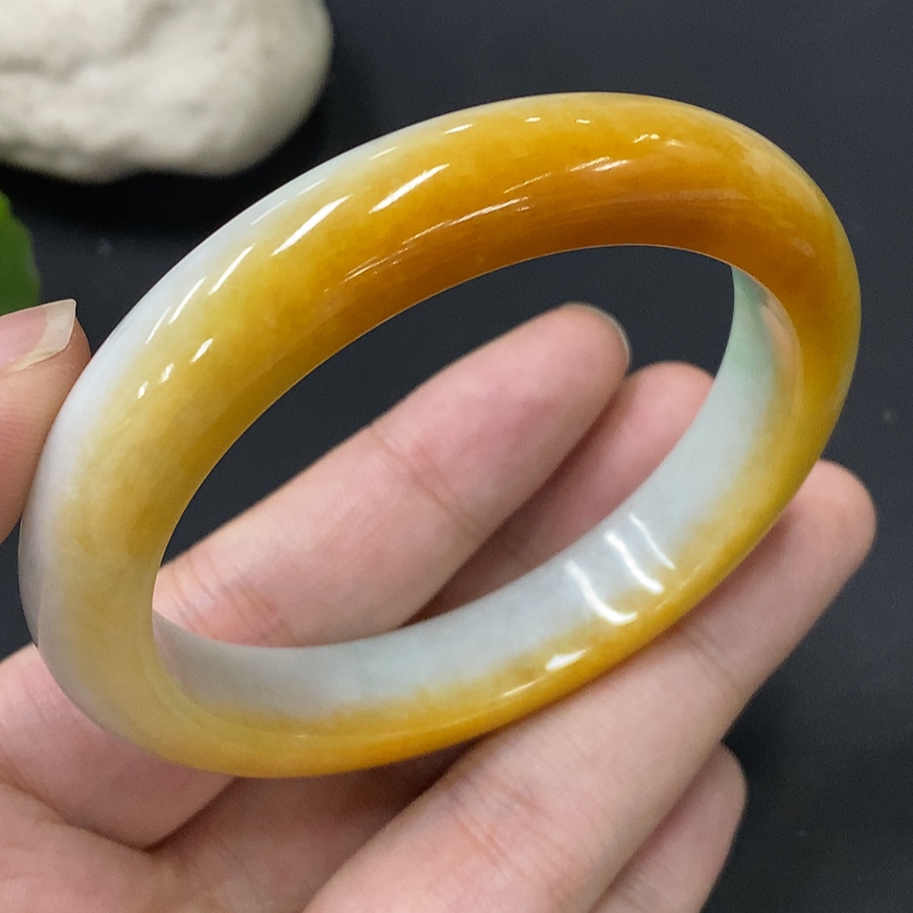 F28290911 Jadeite Round Bangle Size 54.8 Total Weight Approx. 50.07g Color Origin Undetermined