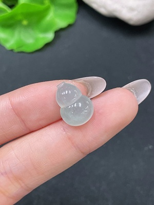 F35138426 Jadeite Gourd Pendant Total Weight Approx. 1.37g