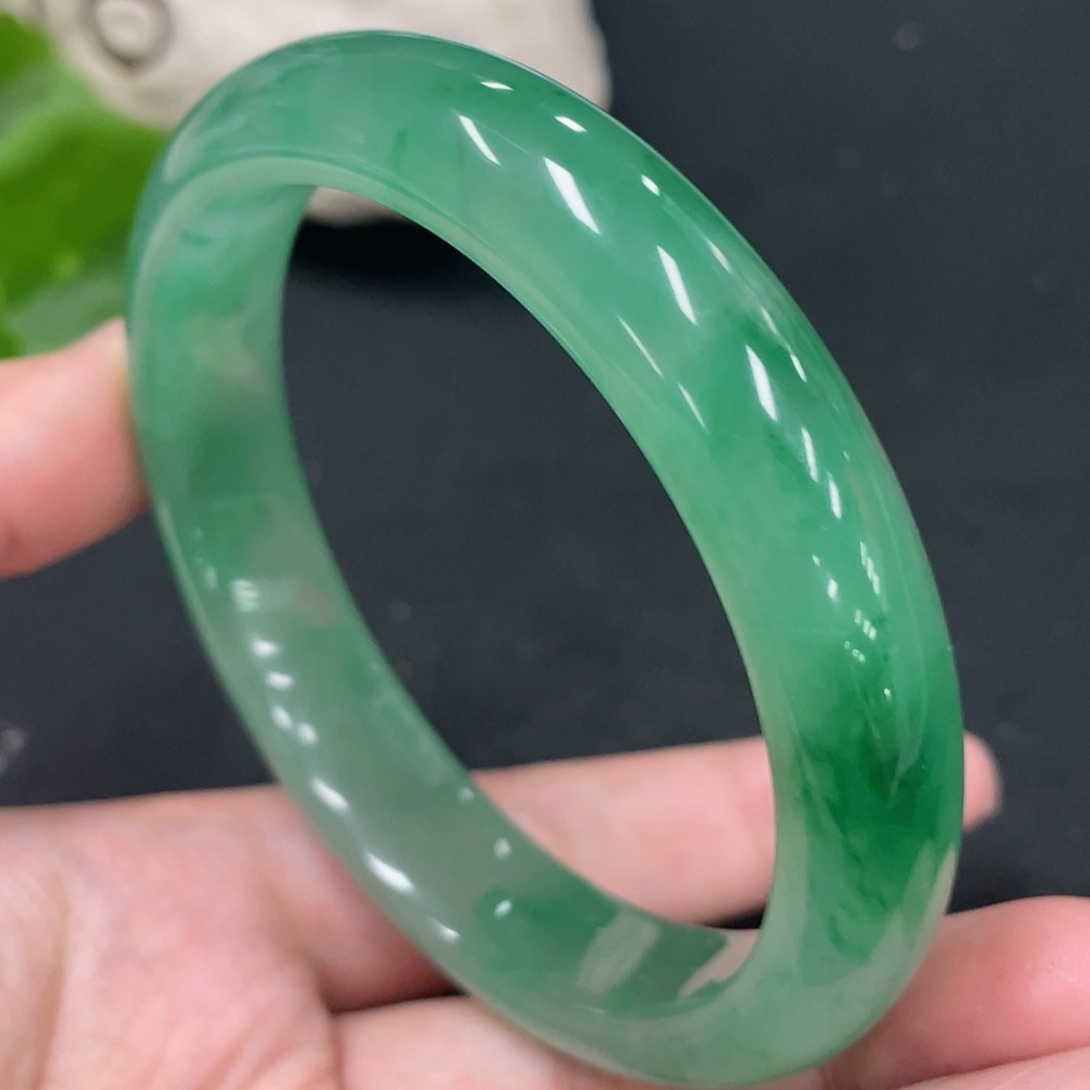H31616356 African Emerald (Dulong Jade)