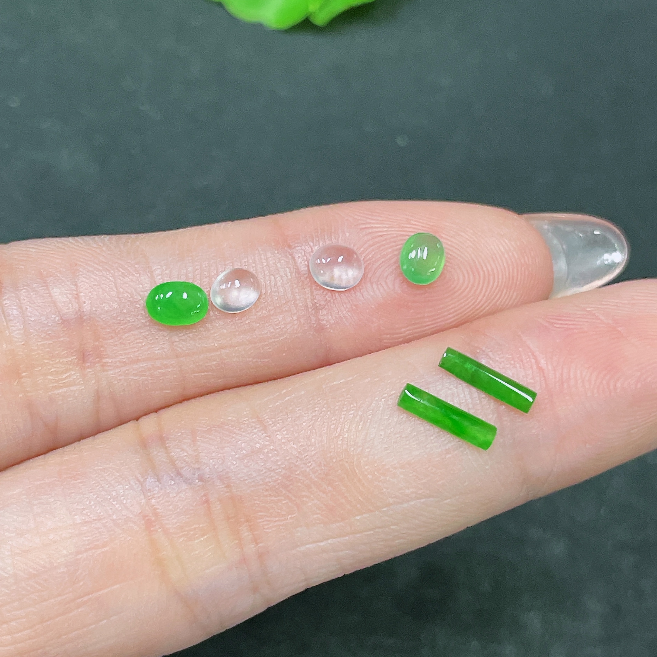 F34020704 Jadeite Inlaid Pieces Sell as a Lot
