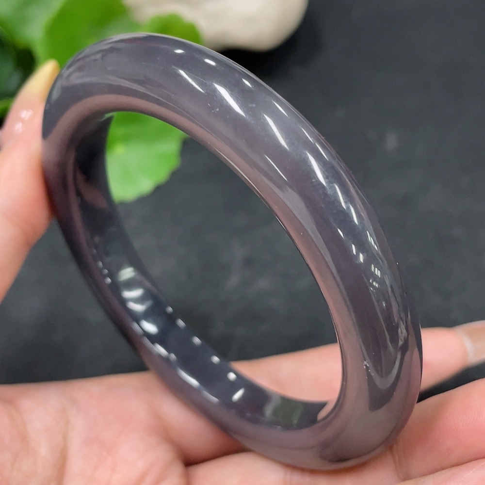 H31664486 Hetian Jade Round Bracelet Size 60.8 Total Weight Approx. 86.3g