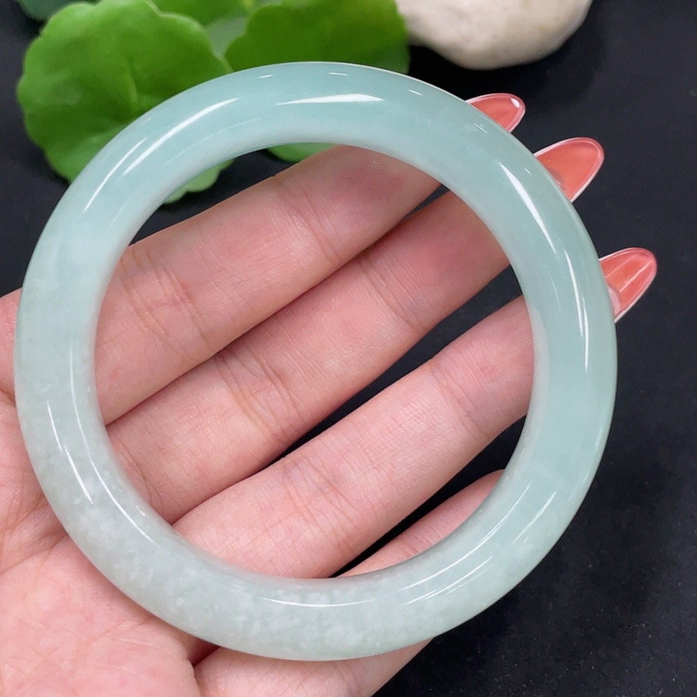H34026470 Xiuyu (Serpentine Jade) Round Bracelet Size 55.4 Total Weight approx. 54.2g