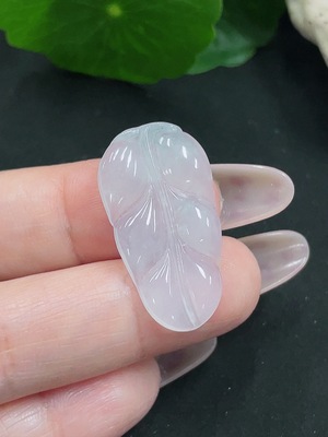 F35082770 Jadeite Leaf Pendant Total Weight Approx. 2.6g