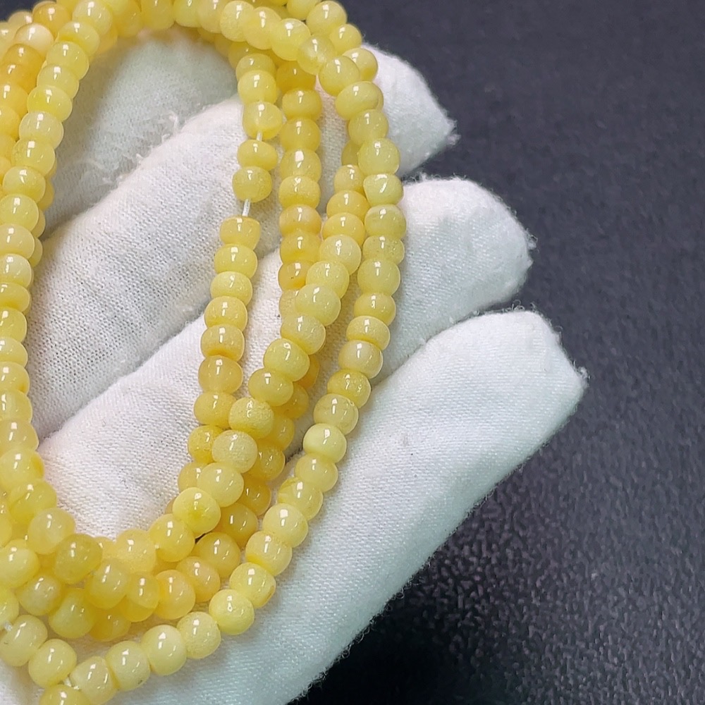 C33922934 Amber Beeswax Bead Strand, Total Weight Approx. 9.56g, Size Approx. 4.5mm