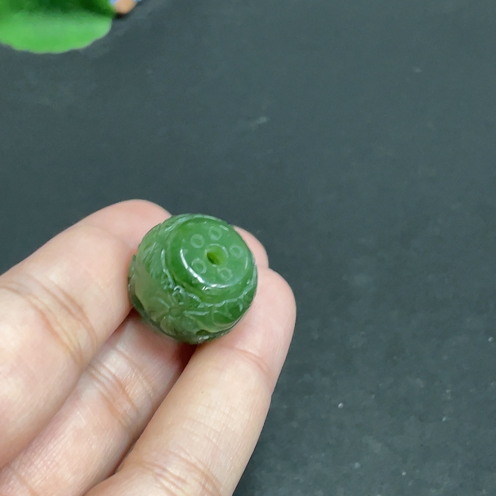 H32805430 Hetian Jade Pendant, Antique-style Piece, Total Weight Approx. 12.1g