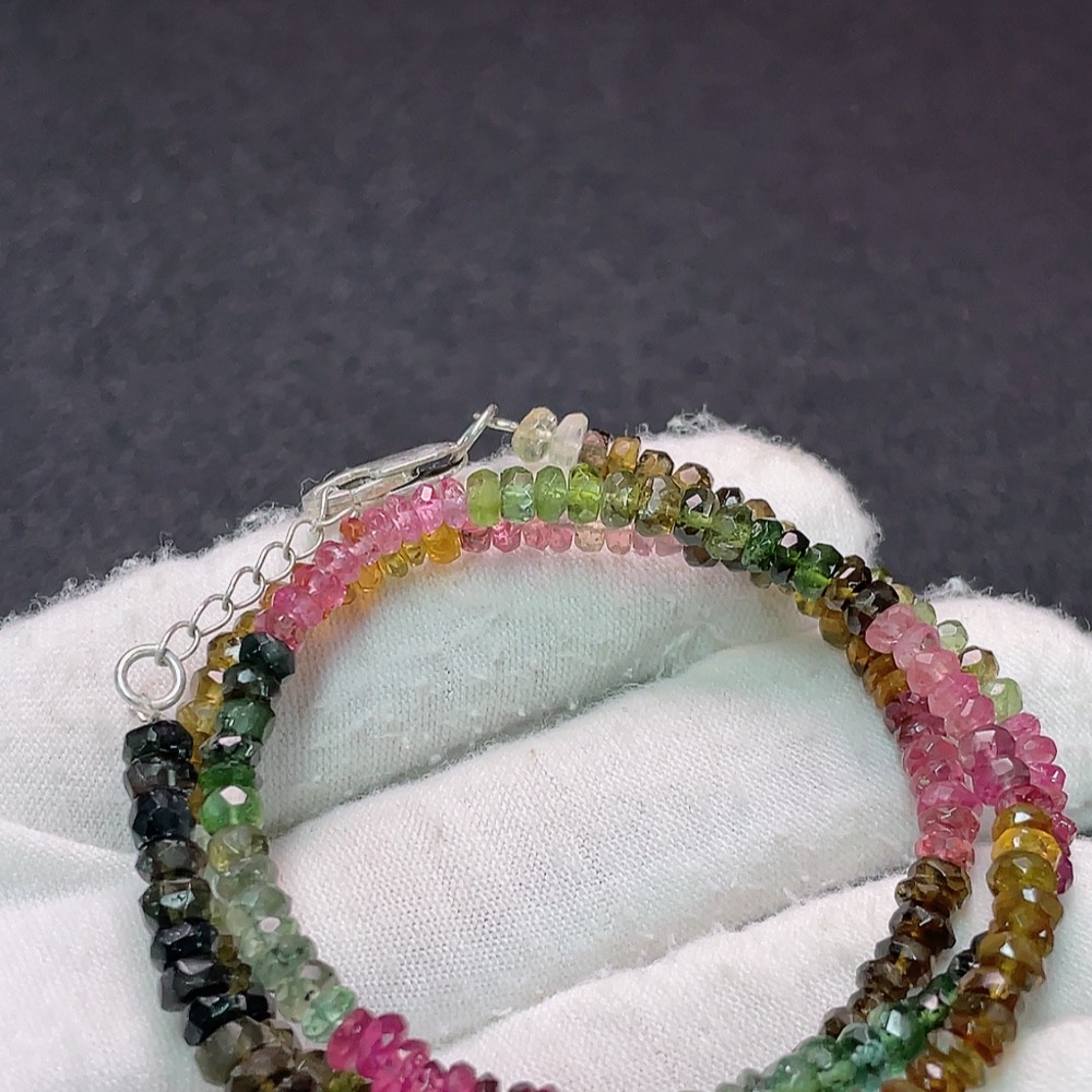 C34039279 Tourmaline Bead Necklace with Other Mineral Components, Visible Organic Matter, Non-Metal, Total Weight Approximately 12.4g, Bead Size About 3.8mm