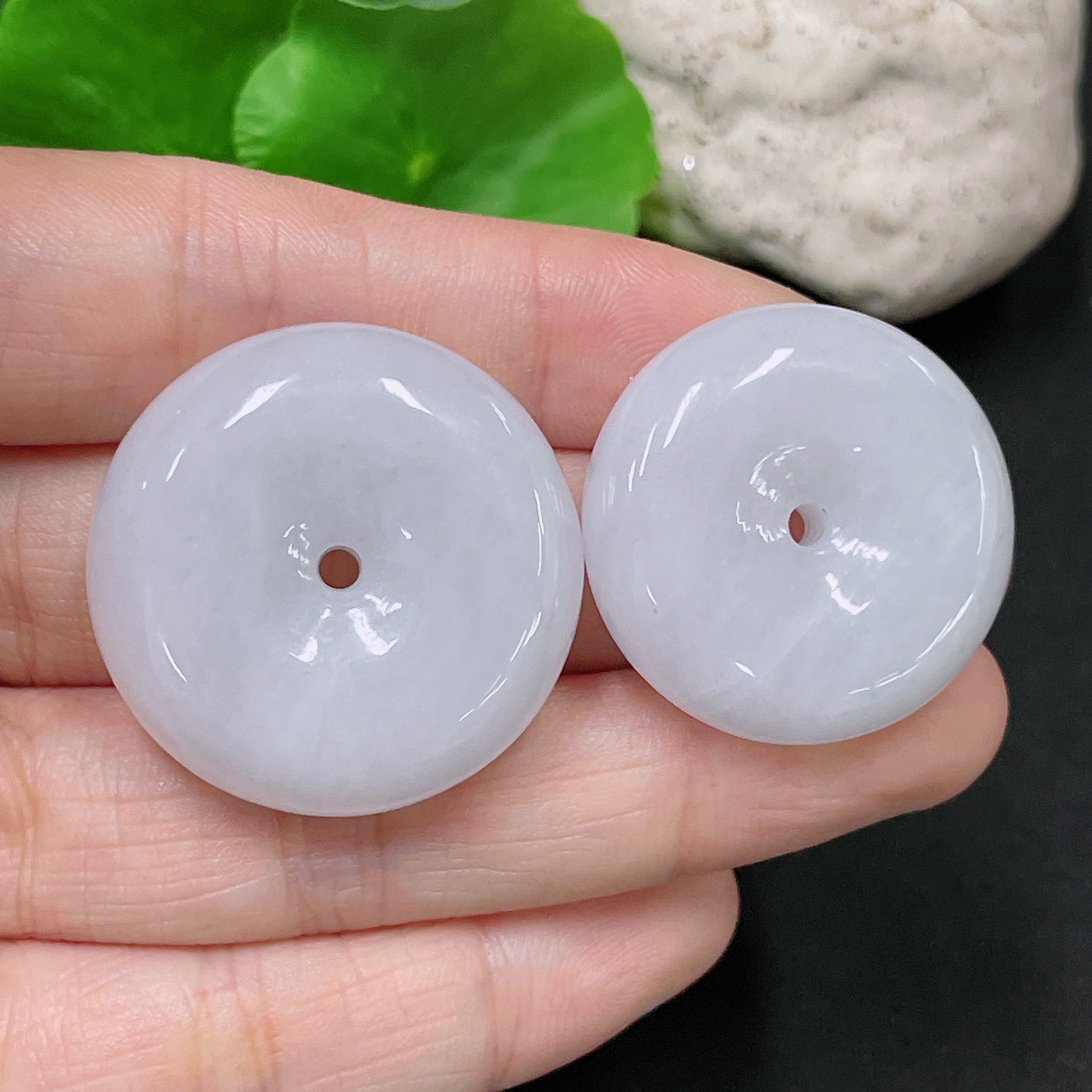 F33893164 Jadeite Pendant Sell as a Lot