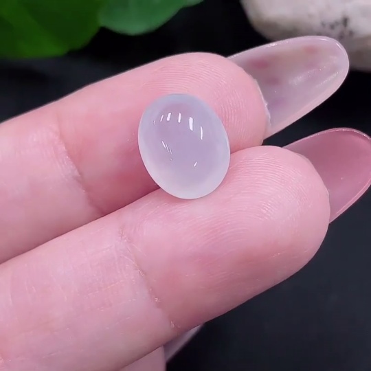 F34032402 Jadeite cabochon, total weight approx. 0.9g