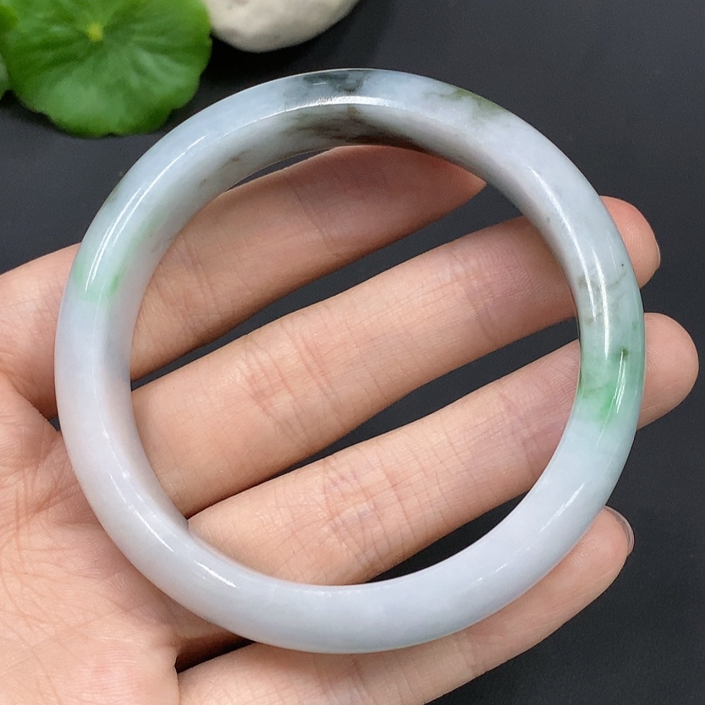 F16754350 Jadeite Regular Bangle Size 55