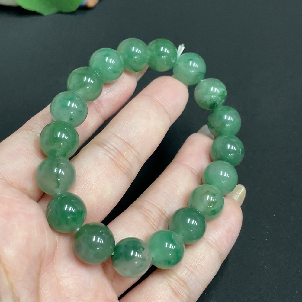 H32738393 African Emerald (Dulong Jade)
