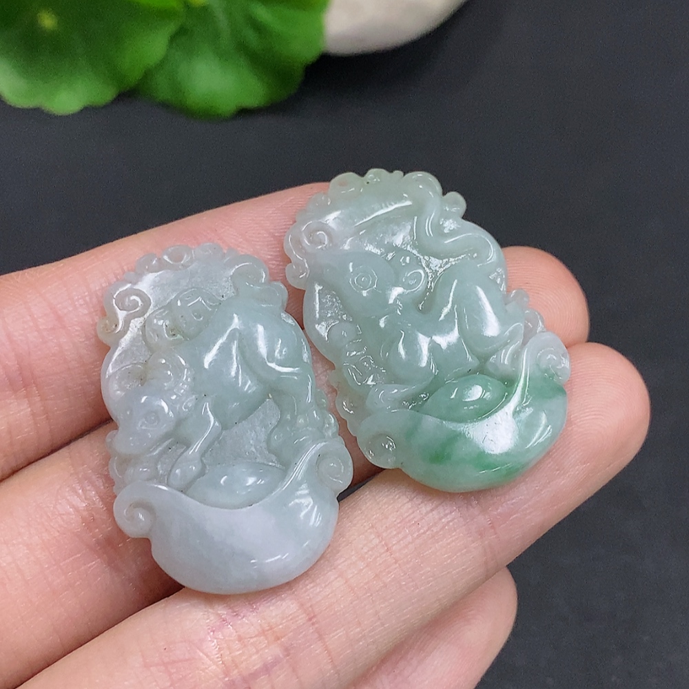 F35107623 Jadeite Pendants Sell as a Lot