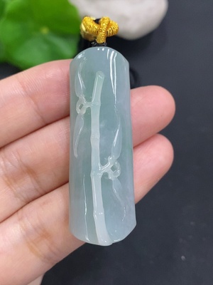 F30570311 Jadeite Ascending Bamboo Pendant