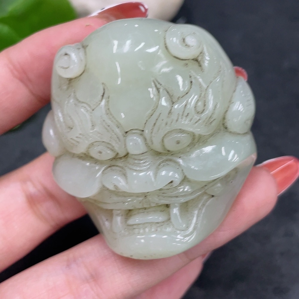 H34960374 Hetian Jade Pendant Auspicious Beast Total Weight: Approx. 42.3g