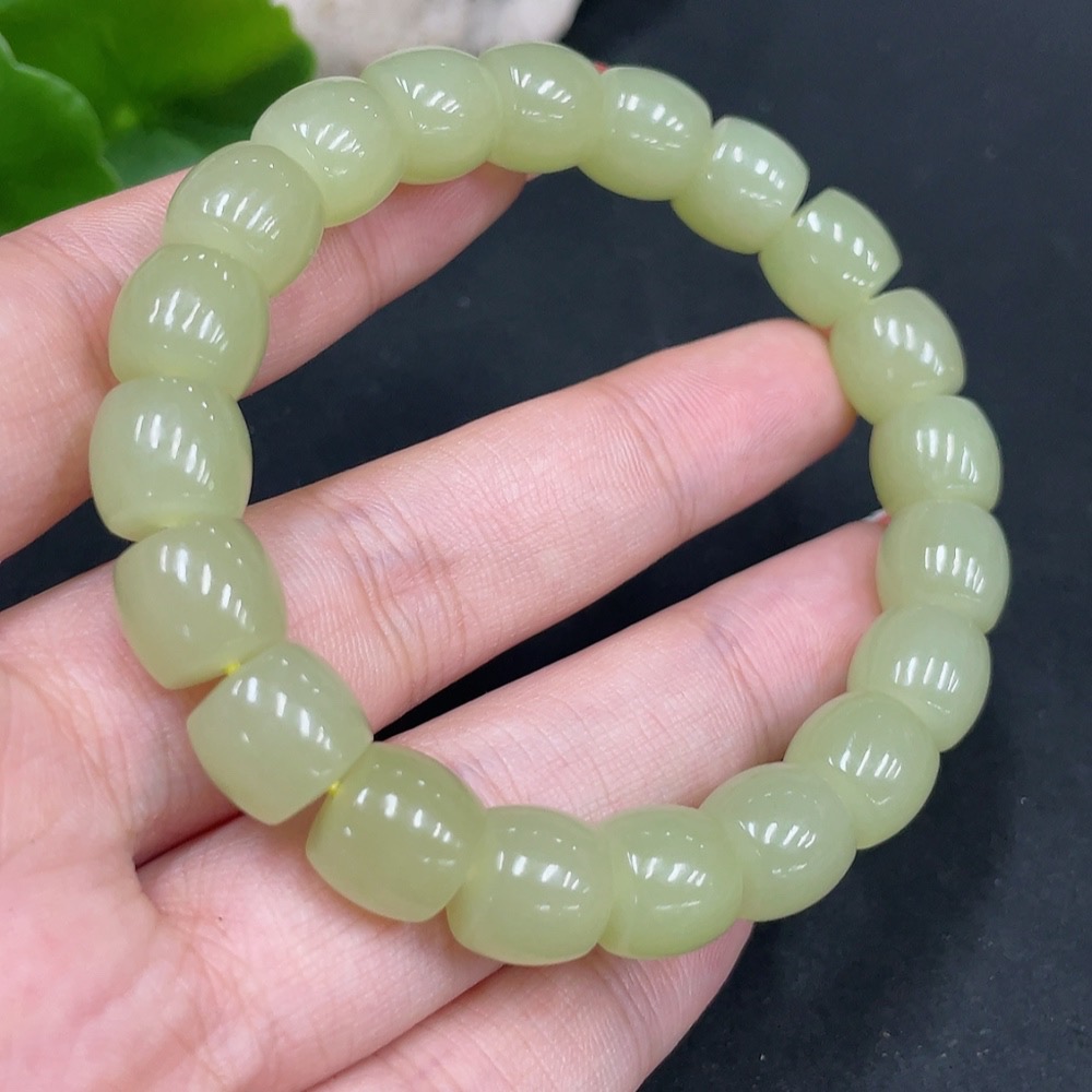 H34027752 Hetian Jade Bracelet, Approx. 9.7mm, Total Weight Approx. 34.2g