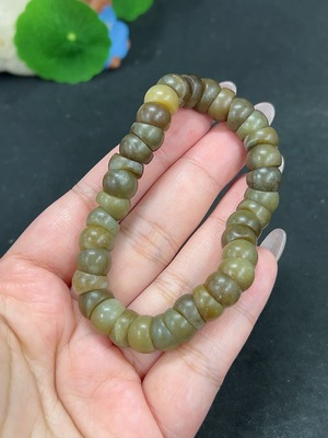 H41939875 和田玉手串  货品总重约37g