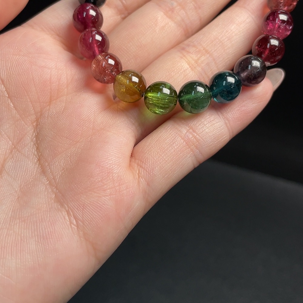 C34009652 Tourmaline Bracelet with Visible Organic Matter, Total Weight Approx. 22.63g, Size ~8.6mm