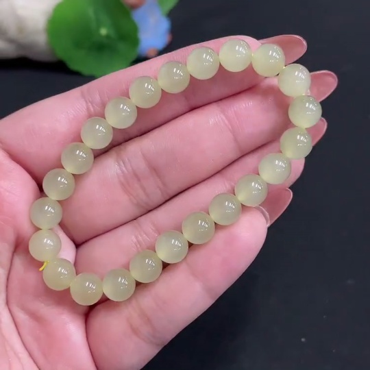 H35101418 Hetian Jade Bracelet Approx. 7.6mm Total Weight Approx. 17.2g